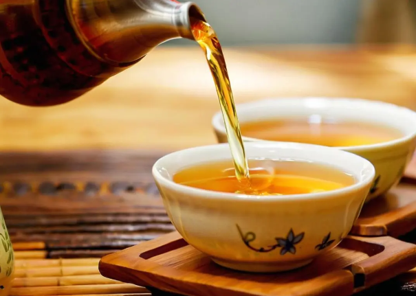 什么茶饮可以帮助冠心病患者日常调理？